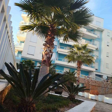 Tropicana Apartments Dhërmi Dış mekan fotoğraf